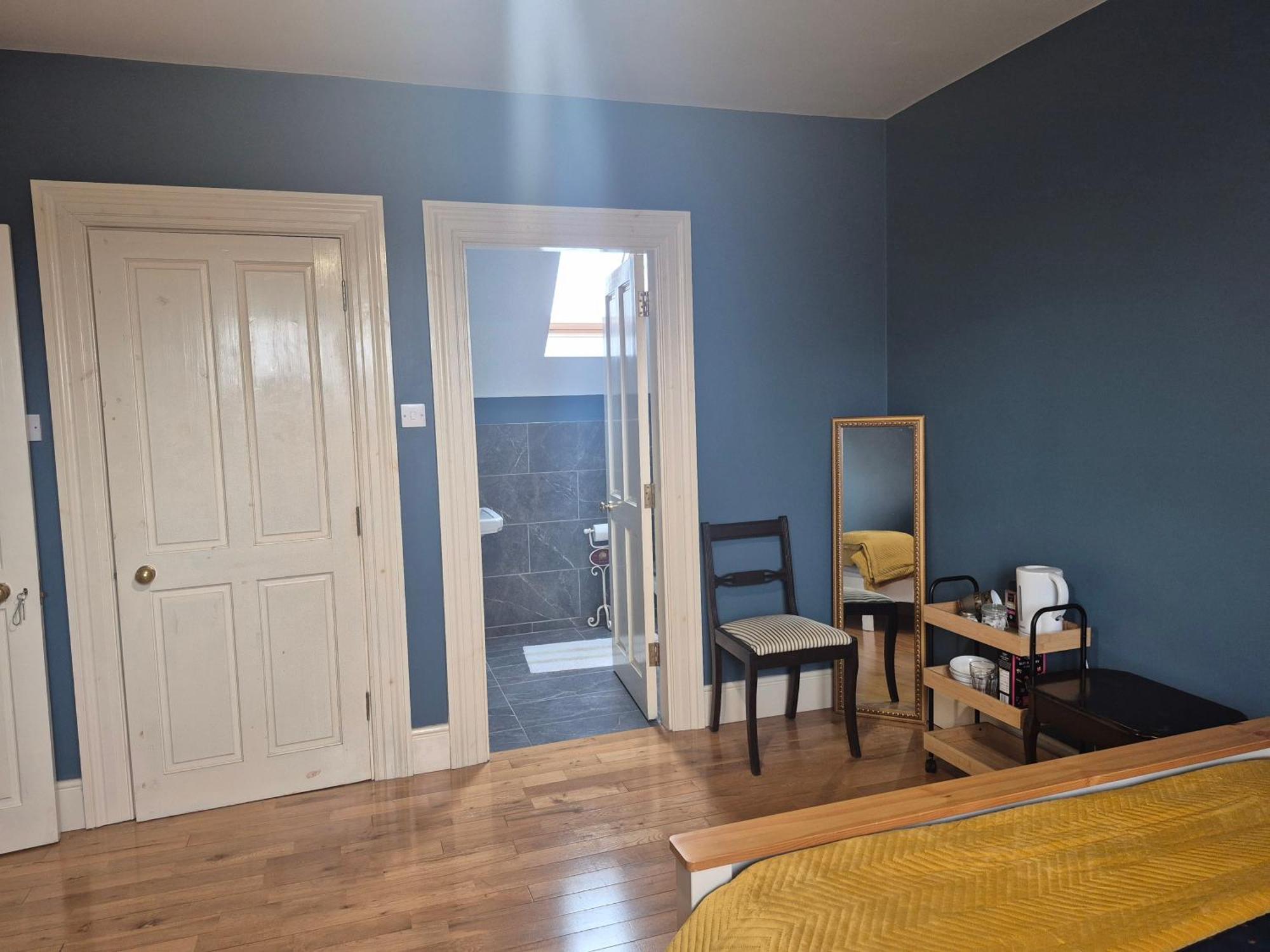 Ballinasloe Guest House In The Heart Of The Country 외부 사진
